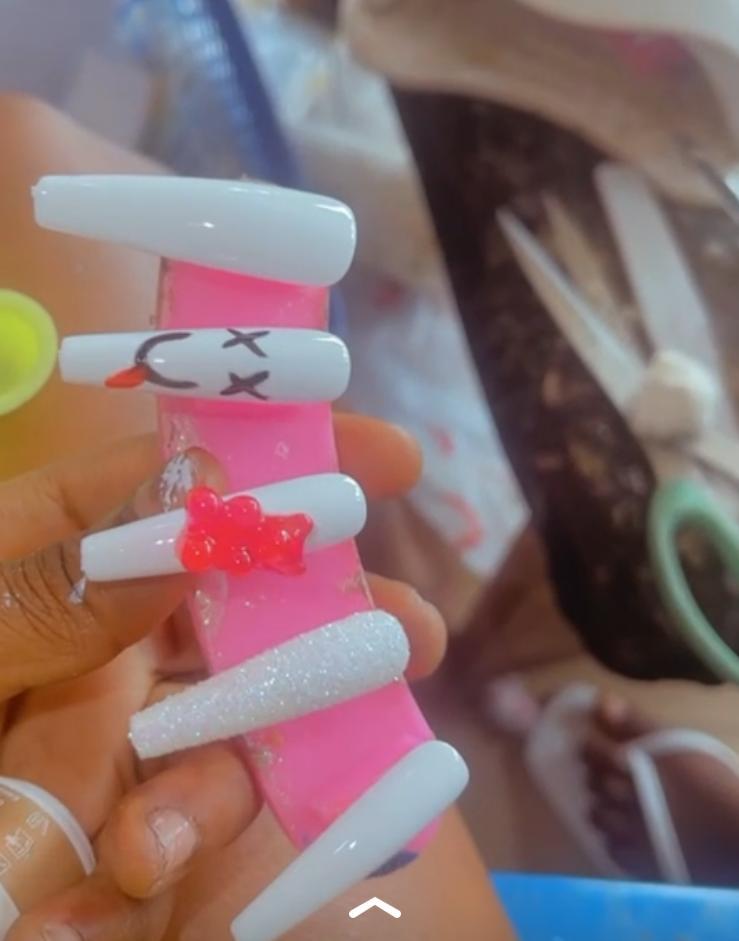 Nails ,jewelries & Perfumes.... Image 7